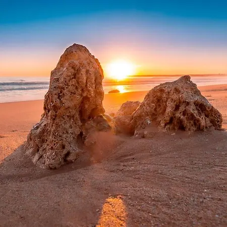 Elegant In With Private Pool. Villa