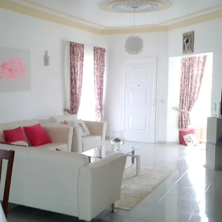 Вилла Elegant In With Private Pool.