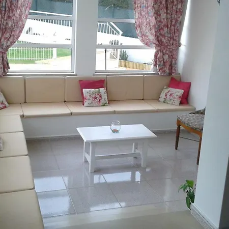 Elegant In With Private Pool. * Albufeira
