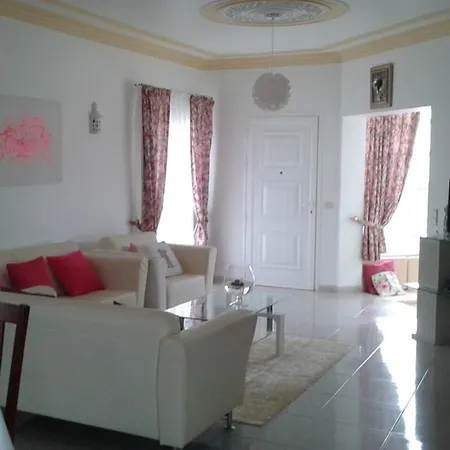 Villa Elegant In With Private Pool.